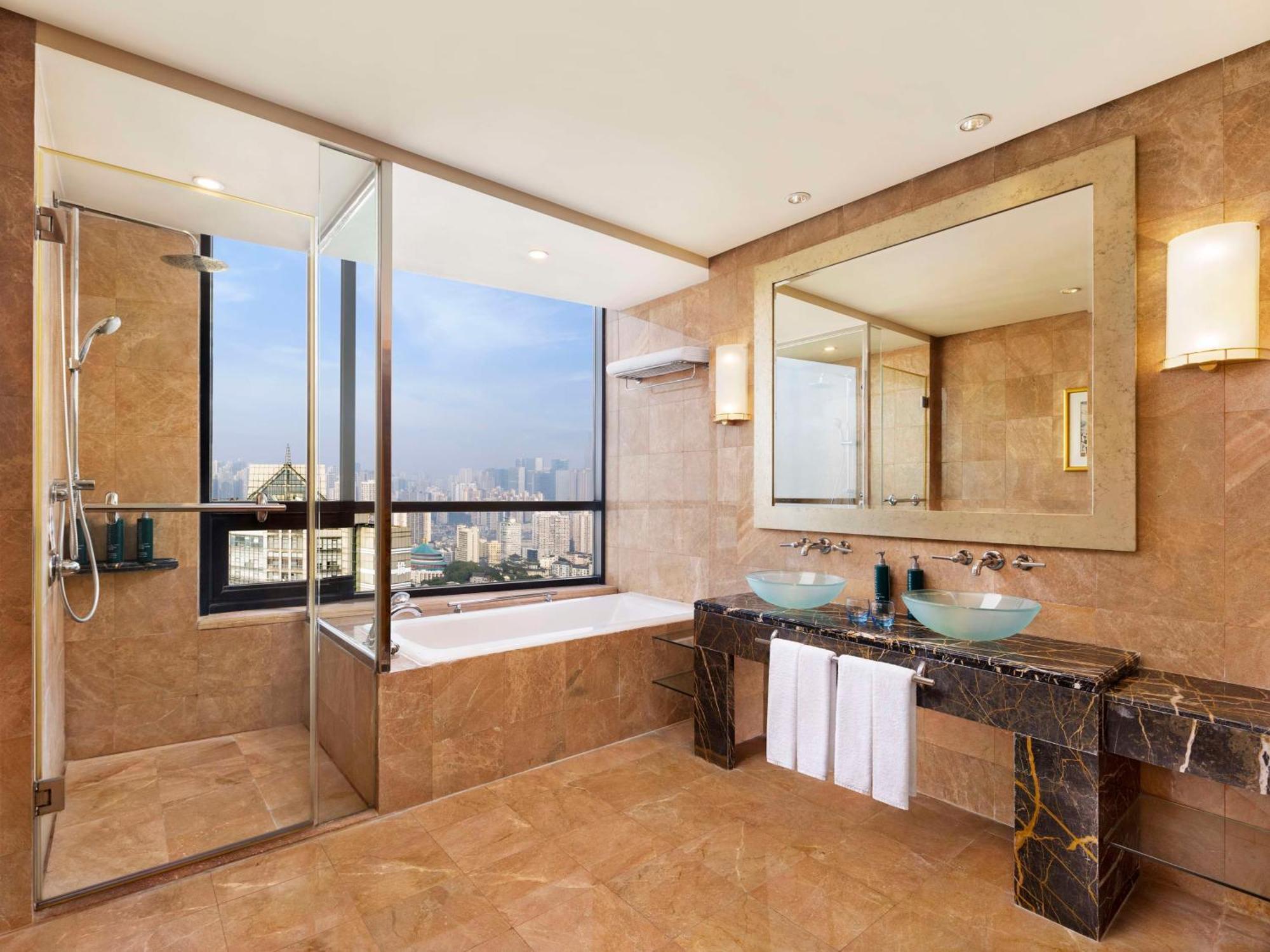 Hilton 5*